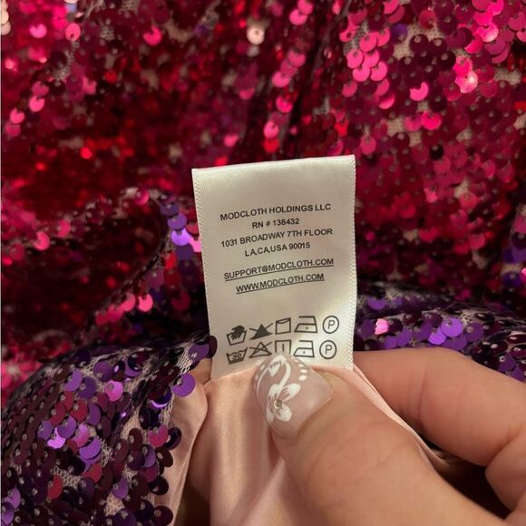 ModCloth Women’s NWT Pink and Purple Ombré Sequin Wide Sleeve Party Event Top - Picture 8 of 9